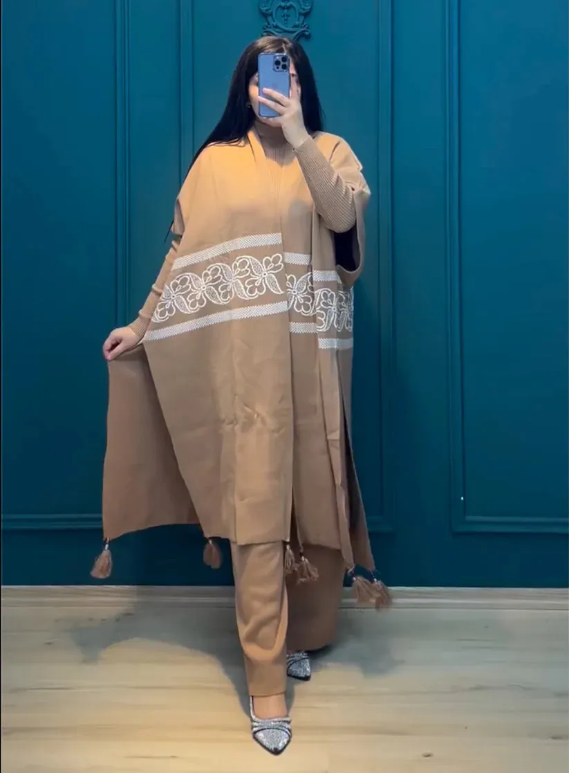 CH # 504 Chakoor Ready To Wear 3 Pcs Winter Fleece Outfit